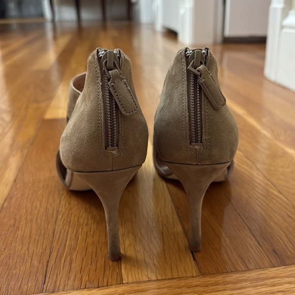 Cole Haan Elegant Tan Women's Heels Size 10 - Picture 3 of 7